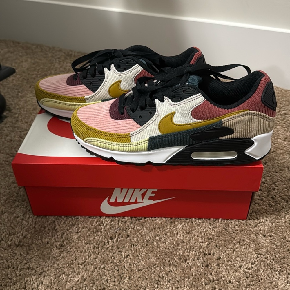 Nike Air Max 90 SE Multi-Color Corduroy Limited Rare FB8455-001 Women